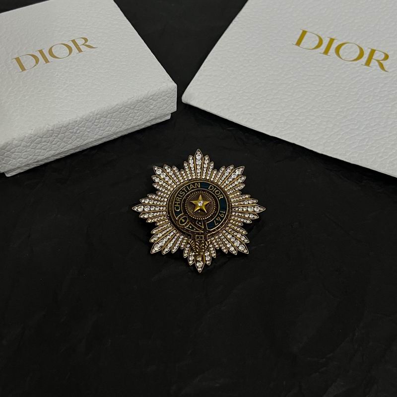 Dior Brooch 05lyr40